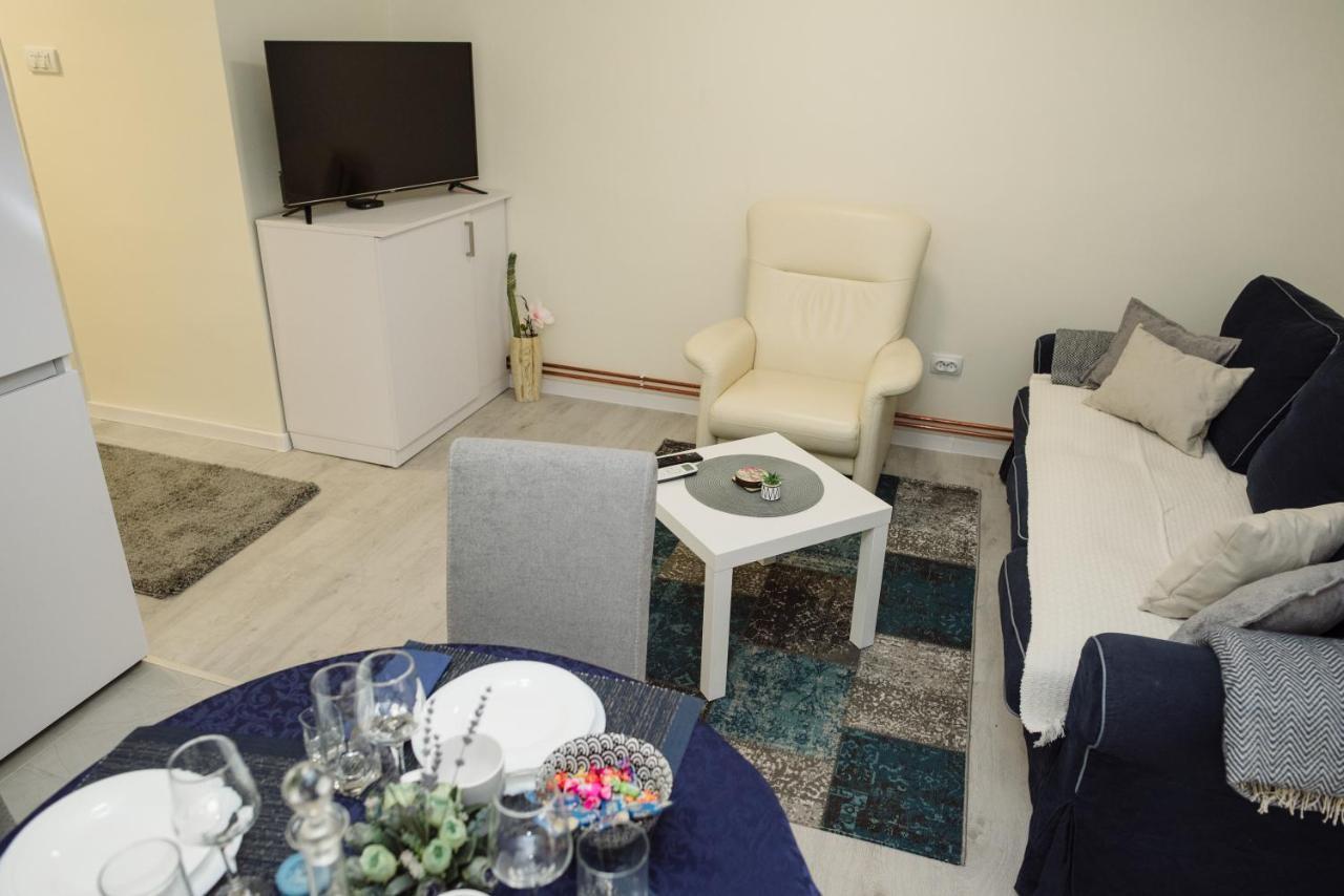 Dill Apartment Суботица Экстерьер фото